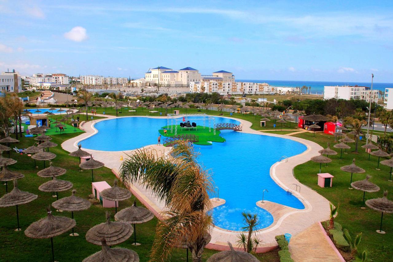 Luxury Apartment With Swimming Pool View มารีนาสมีร์ ภายนอก รูปภาพ
